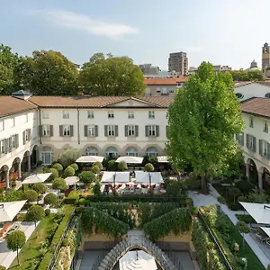 5* Otel Four Seasons