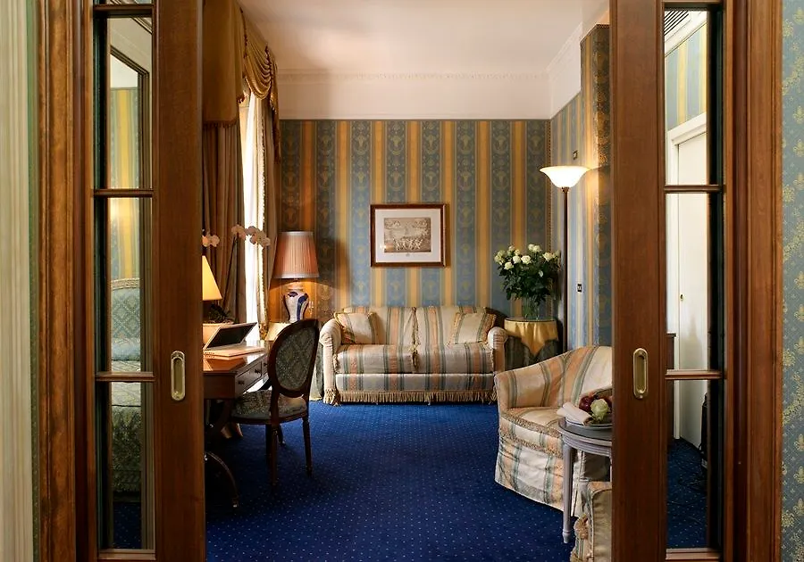 Sina De La Ville Milan Hotel